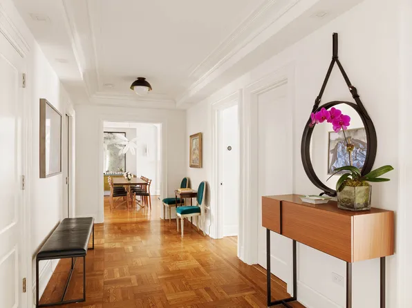 1192 Park Avenue 8A image 3 of 14