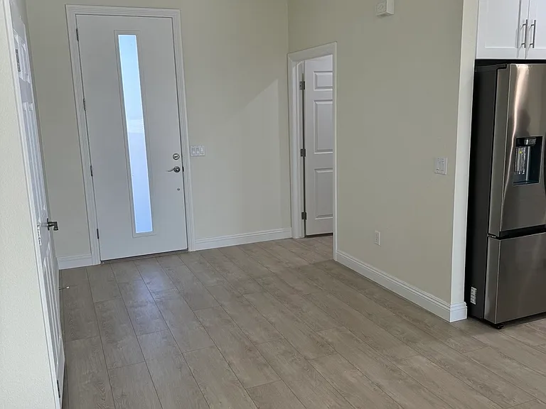 4780 Stoneham St — Photo 6