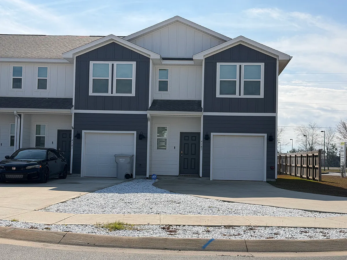 Building Photo - 4185 Pendragon Cir