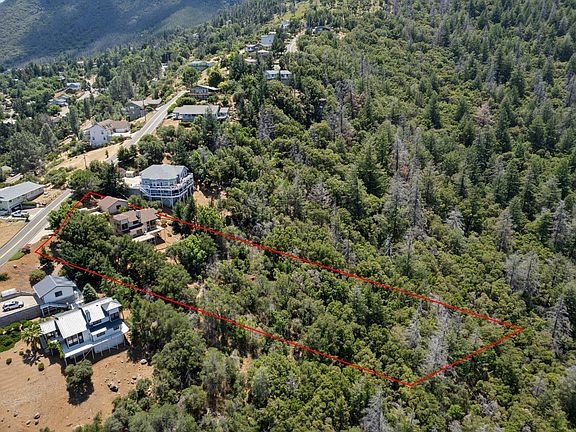 4th image of 8202 N Heights Drive