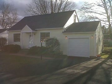 1011 Community Rd (front)