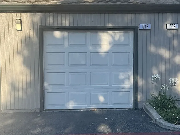 512 Lancaster Ln — Photo 14