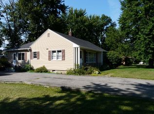 866 Colebrook Dr, Troy, MI