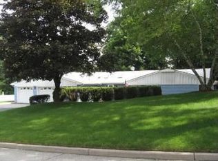 17 Sussex Dr, West Milford, NJ 07480