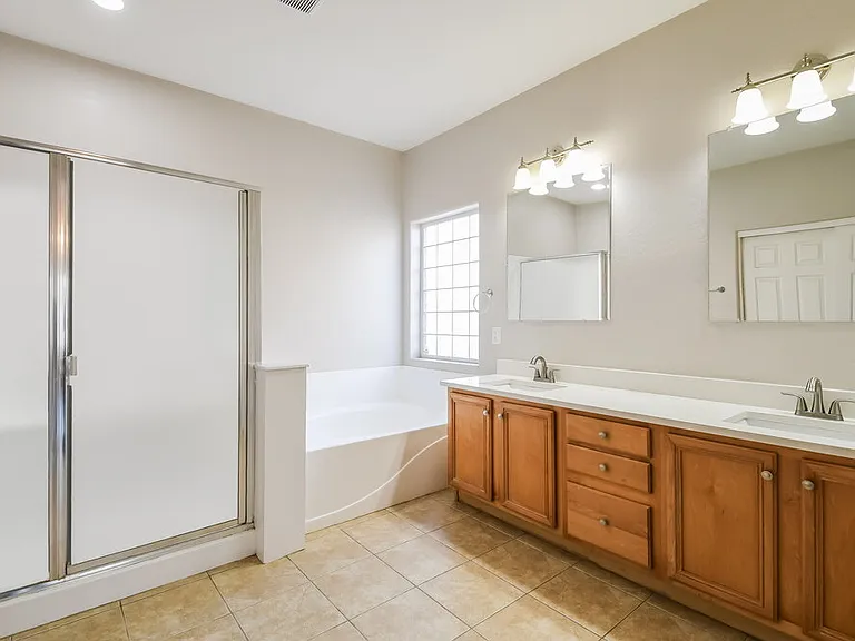 3441 E Baranca Ct — Photo 11