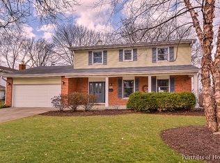 1733 Brentwood Ln, Wheaton, IL 60189