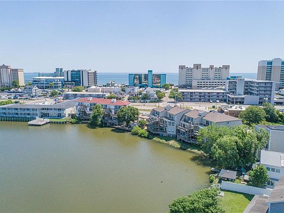 5th image of 251 Lake Dr