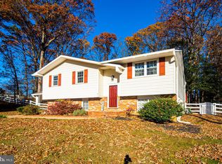 21 Tennessee Ave, Pasadena, MD 21122