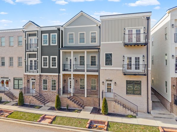 442 Center St #4Br-4Ba-B