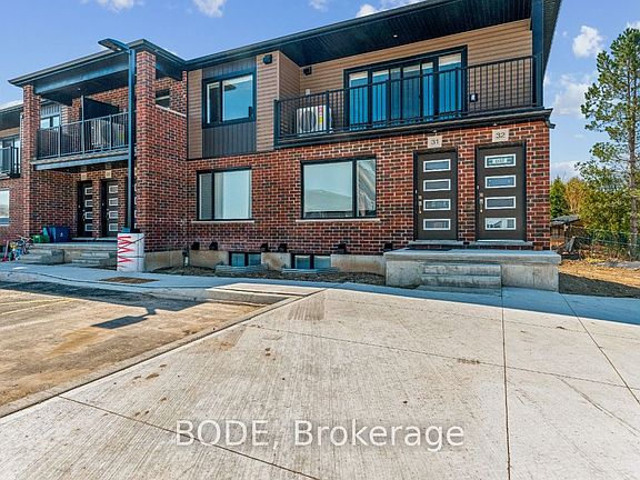 2nd image of 200 Brantwood Park Rd #28