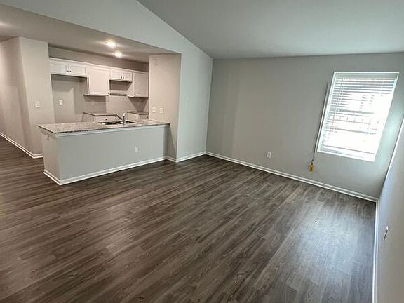 5th image of 4142 Brooklyn Ave