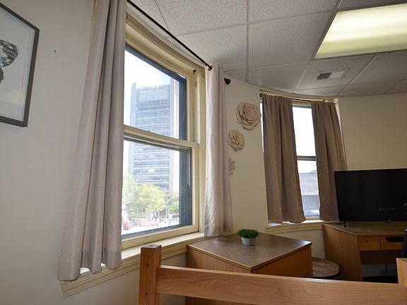 5th image of 230 Thayer St #14