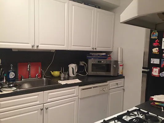 Sold by Brooklyn Realty Group LLC | media 10