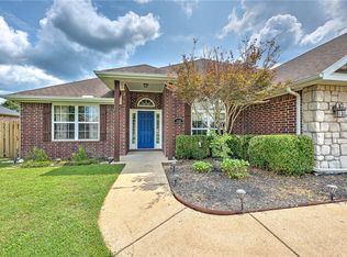 1465 Luke St, Pea Ridge, AR 72751