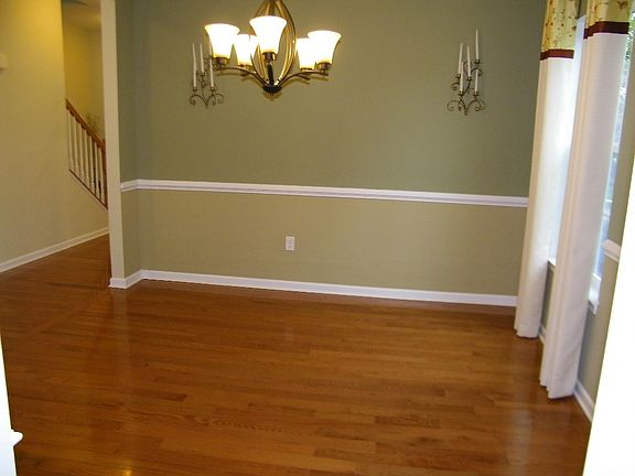 5th image of 200 Edenburg Dr