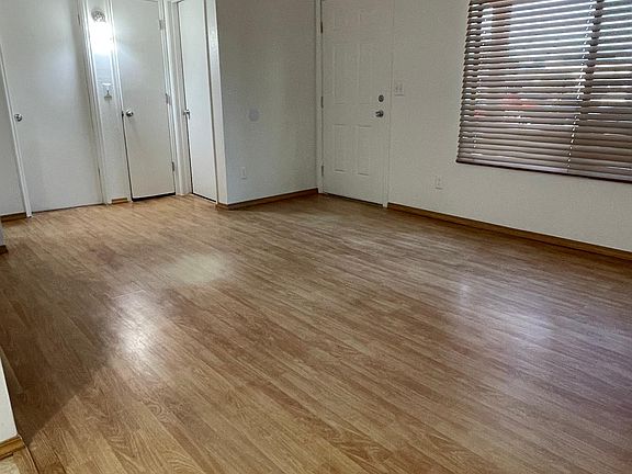 5th image of 8820 E Arbor St