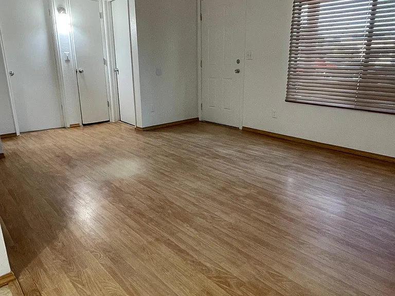 8820 E Arbor St — Photo 5