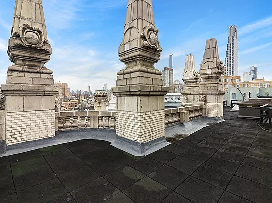 Rented by CitySites Real Estate Group | media 19