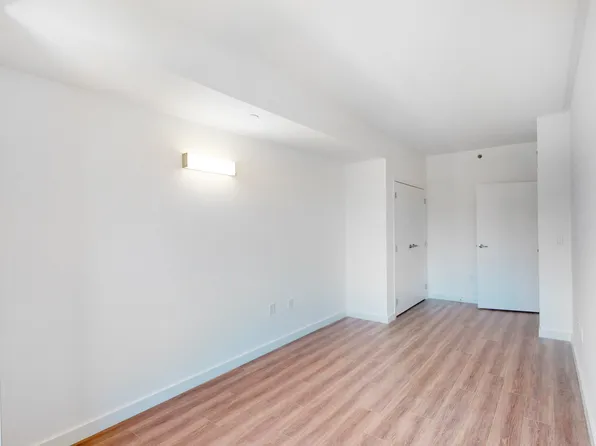 19-38 Cornaga Avenue image 9 of 21