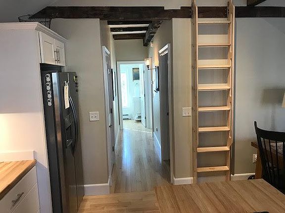 4th image of 46 Lime St #3