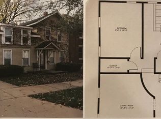 309 Walnut Ave, Saint Charles, IL 60174