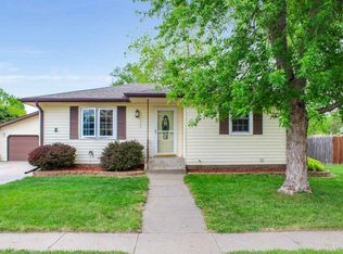 402 27th St, Columbus, NE 68601