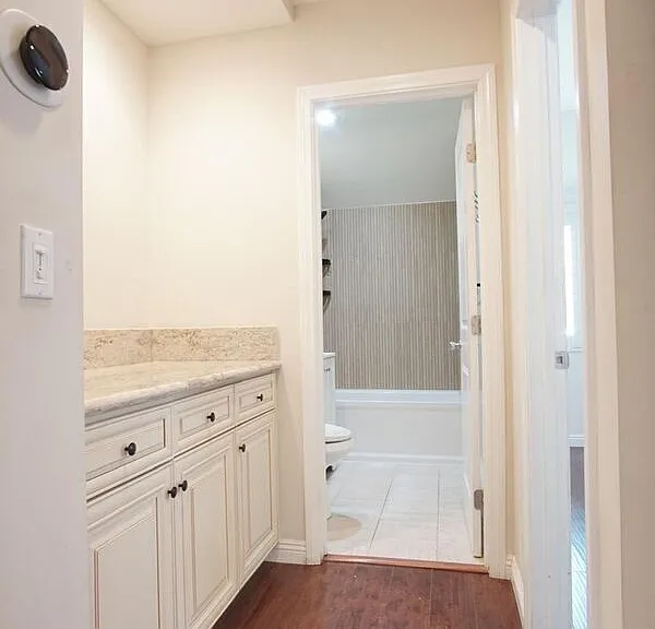19322 Cohasset St — Photo 13