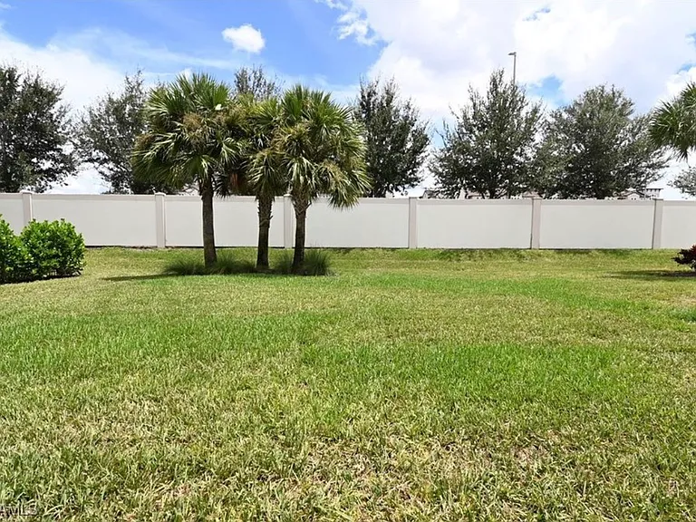 9624 Bexley Dr — Photo 19