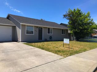 3332 SW Pumice Pl, Redmond, OR 97756
