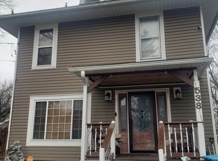 538 N View St, Aurora, IL 60506