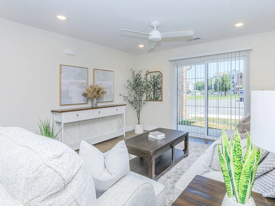 Orchard Park Apartments Living