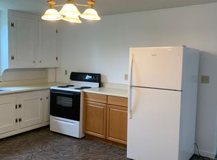 17 Clark St #D, Saco, ME 04072