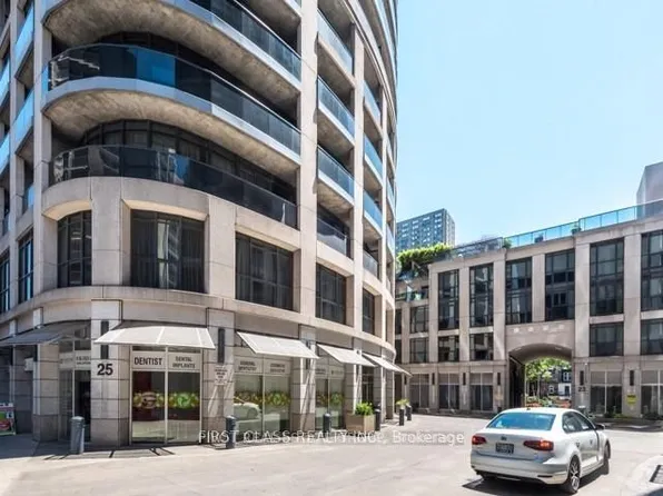 25 Carlton St, Toronto, ON