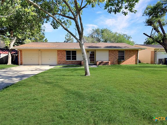 2nd image of 522 Willowick Dr