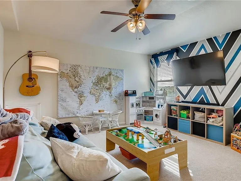 221 Purple Martin Ave — Photo 21