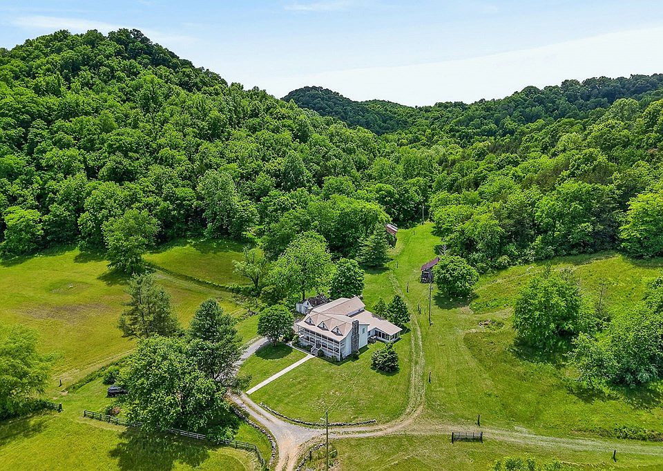 7th image of 181 Tinsley Ln