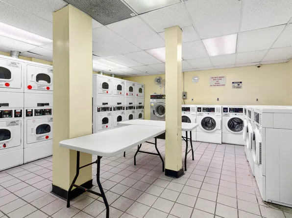 140 West 69th Street image 5 of 22