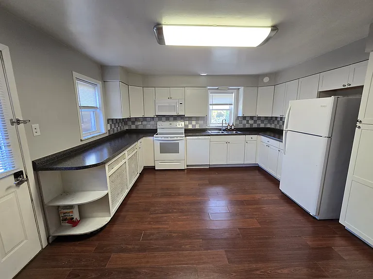 410 Marlow St #1 — Photo 5
