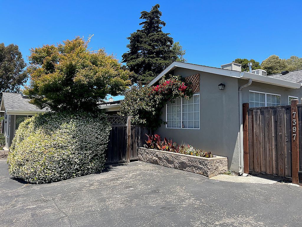 7397 Soquel Dr Aptos CA 95003 Zillow