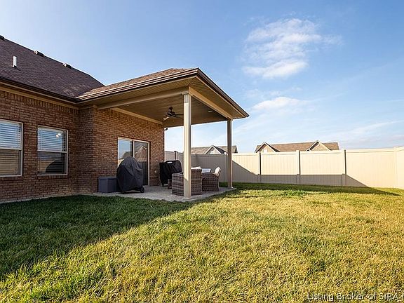 3rd image of 5713 Loblolly Ct