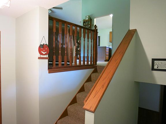 5th image of 407 Pebble Beach Dr