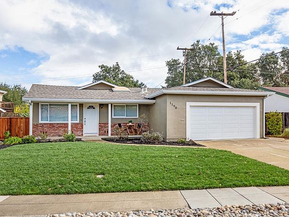3rd image of 1190 Arlington Ln