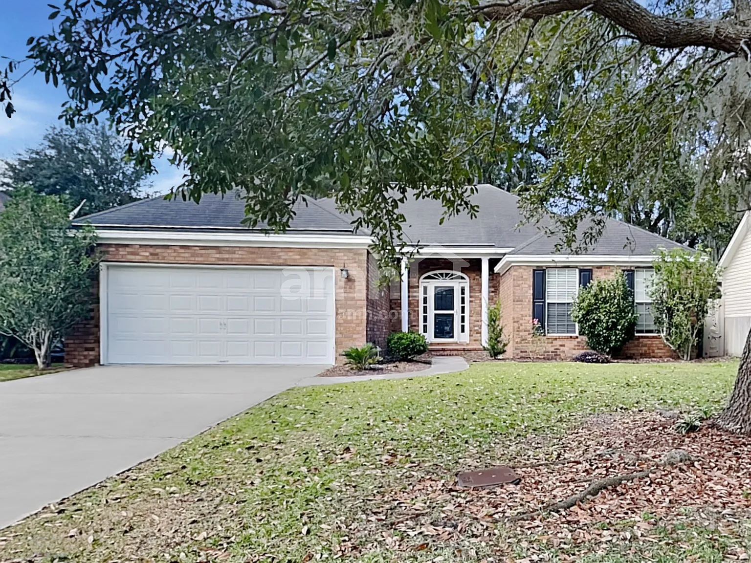 3 bed, 2.0 bath, 1619 sqft, $2,280 — Photo 1