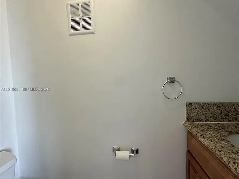 2705 NE 9th Ave #203 — Photo 14