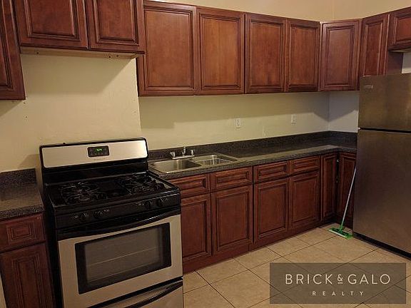 5th image of 415 Lefferts Ave APT F5