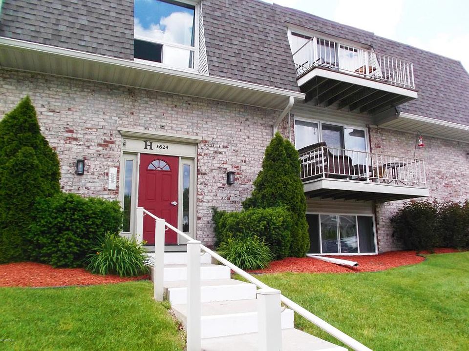 1st image of 3624 Lakeshore Dr
