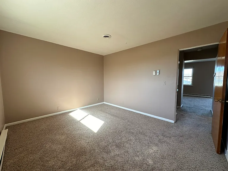 2704 Pine St #2 — Photo 4
