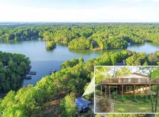 650 Wildwood Trl, Flowery Branch, GA 30542