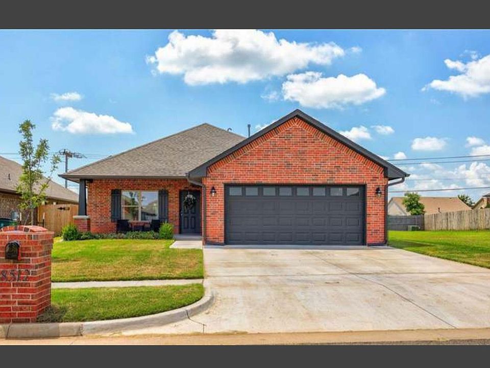 1st image of 8512 SW 44th Ter