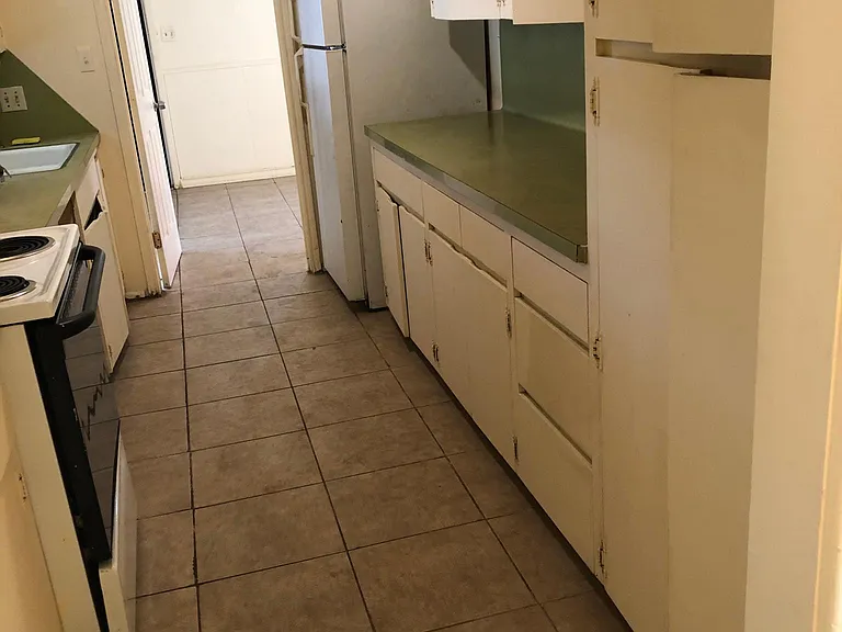 311 S 2nd Ave #1 — Photo 5